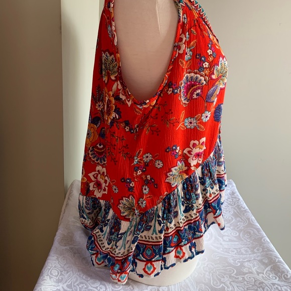 Beautiful Patrons of Peace Sleeveless Top in Large - Picture 2 of 9